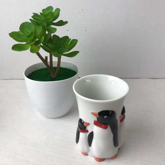 Dining Vintage Porcelain 3 Dimensional Penguins Tumbler Made In Japan